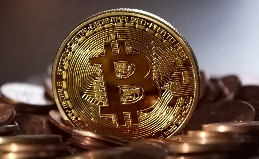 valore doro vs bitcoin